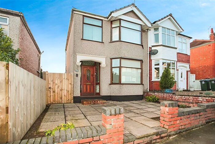 3 Bedroom Semi-Detached House To Rent In Purefoy Road, Coventry, West Midlands, CV3