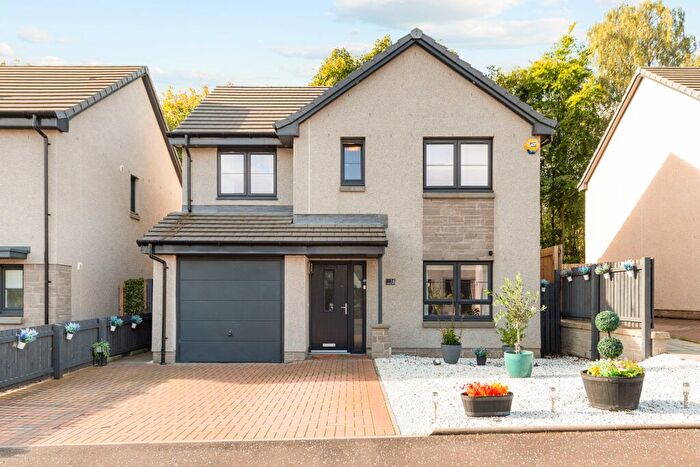 4 Bedroom Detached House For Sale In Rowan Drive, Plean, FK7
