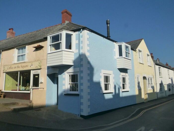 2 Bedroom Detached House To Rent In The Square, Hartland, Bideford, EX39