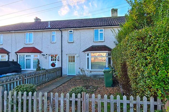 3 Bedroom Terraced House To Rent In Winchcomb Gardens, Eltham, SE9