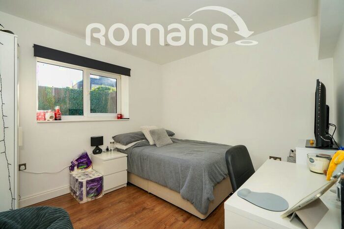 6 Bedroom Detached House To Rent In The Hollow, BA2