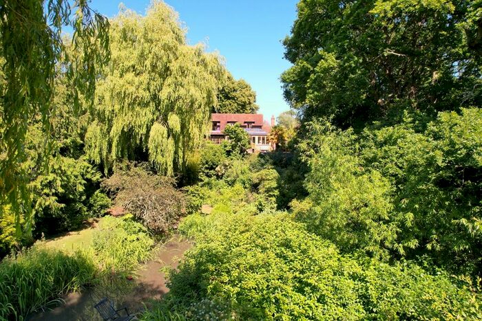 4 Bedroom Detached House For Sale In Norley Wood Road, East End, Lymington, Hampshire, SO41