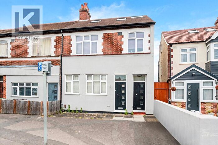 1 Bedroom Apartment For Sale In Church Hill Road, Cheam, SM3