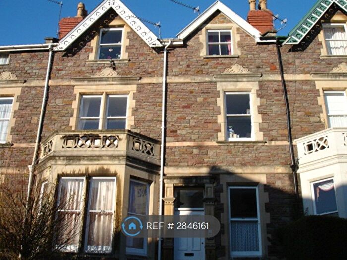 2 Bedroom Flat To Rent In Redland, Bristol, BS6