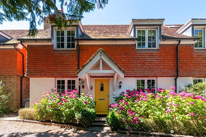 3 Bedroom Semi-Detached House For Sale In Anns Walk, Bletchingley, RH1