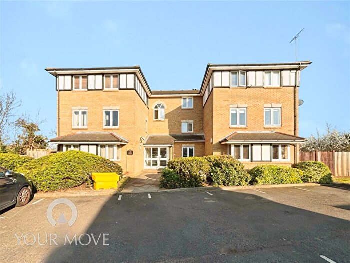 2 Bedroom Flat To Rent In Norfolk Close, Dartford, Kent, DA1