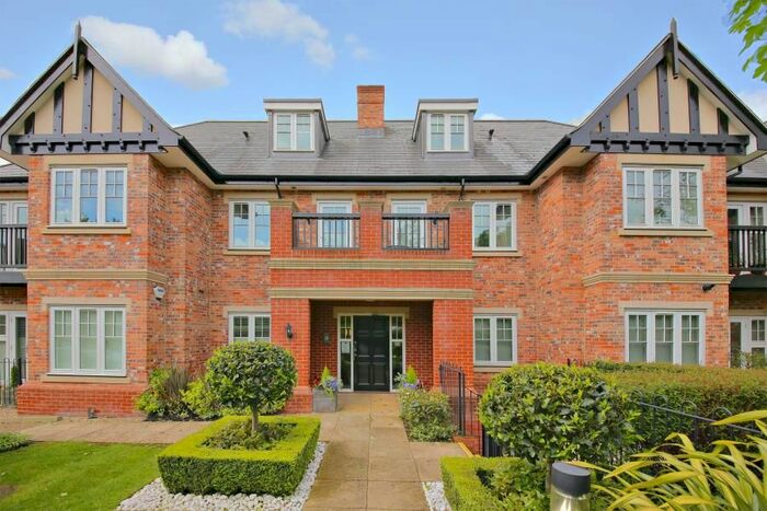 2 Bedroom Flat To Rent In Rickmansworth Road, Northwood, HA6