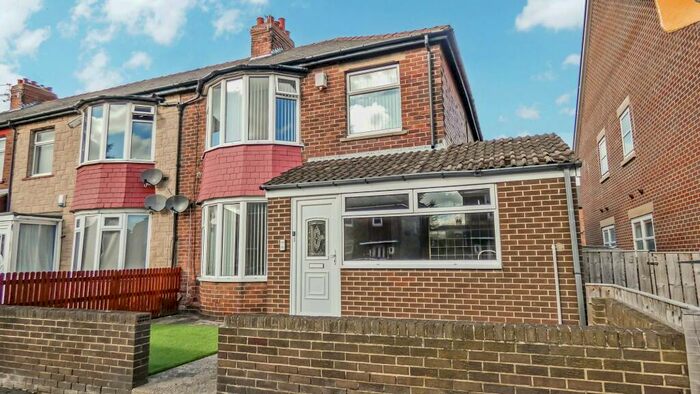 2 Bedroom Flat To Rent In Tynemouth Road, Wallsend, Tyne And Wear, NE28