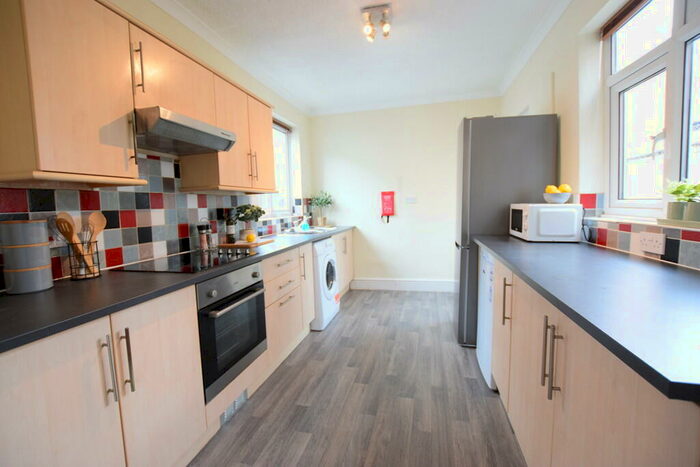 1 Bedroom Terraced House To Rent In Sibthorp Street - Student House Share - /, LN5