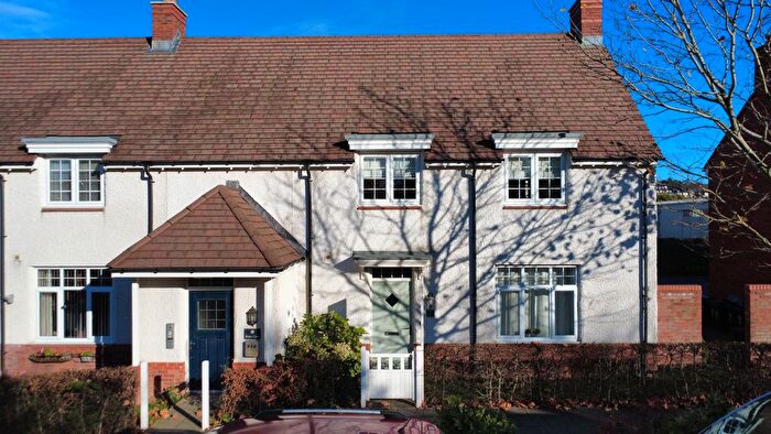 2 Bedroom Flat To Rent In Loftus Avenue, Newport, NP19