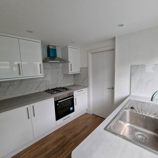 3 Bedroom Terraced House To Rent In Croydon Road, London, E13