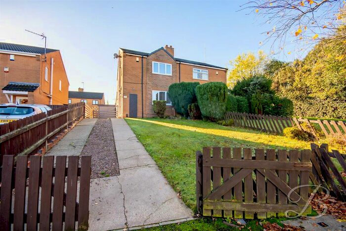 3 Bedroom Semi-Detached House To Rent In Romsey Place, Mansfield, NG19