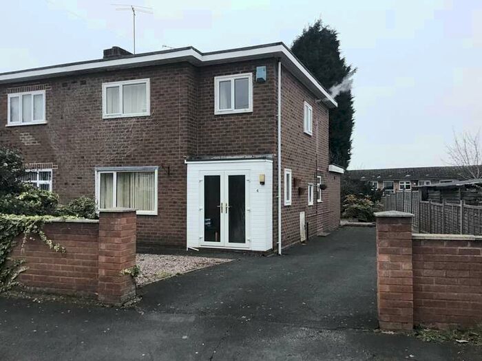 5 Bedroom House For Sale In The Crescent, Donnington, Telford