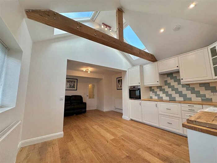 2 Bedroom Detached House To Rent In Sutton Avenue, Chellaston, Derby, DE73