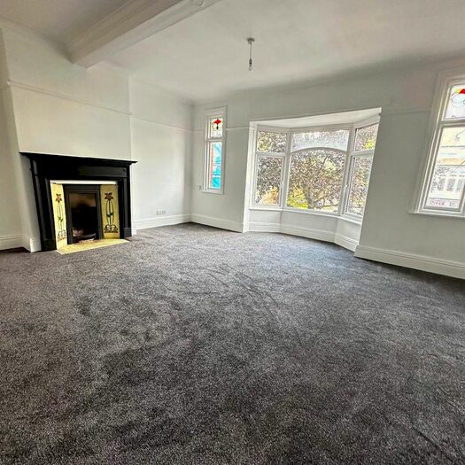 3 Bedroom Flat To Rent In Ashley Road, Hale, Altrincham, WA15