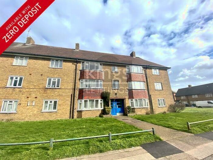 2 Bedroom Apartment To Rent In Masons Road, Enfield, EN1