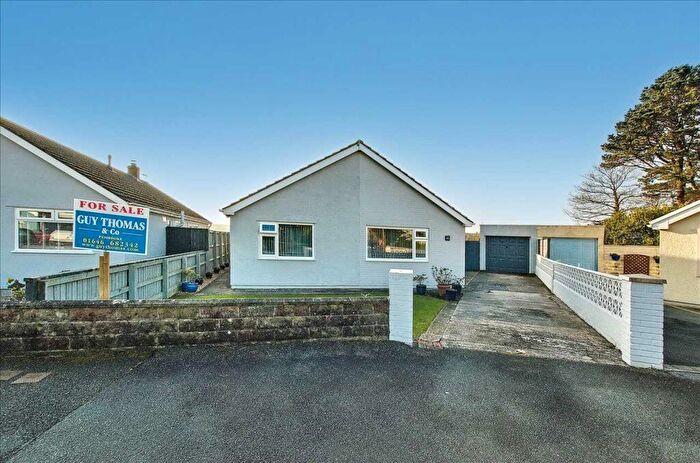 3 Bedroom Detached Bungalow For Sale In Bishops Park, SA71