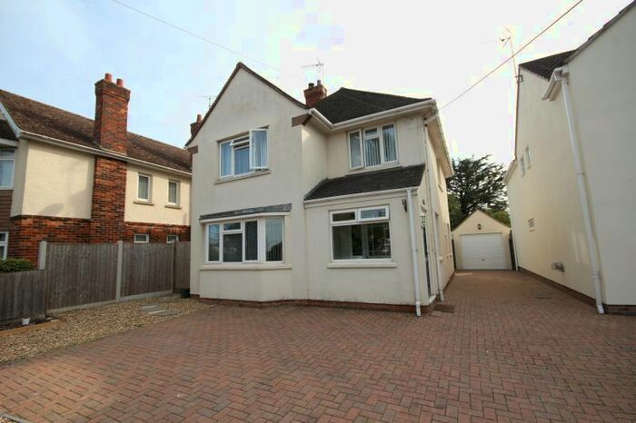 4 Bedroom Detached House To Rent In Somerton Road, Langport TA10