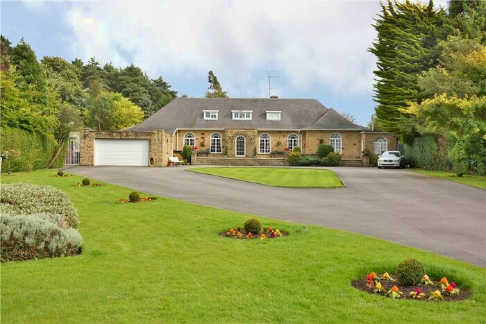 7 Bedroom Detached House To Rent In The Croft, Harrogate Road, Alwoodley, Leeds, LS17