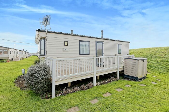2 Bedroom Property For Sale In Faversham Road, Seasalter, Whitstable, CT5