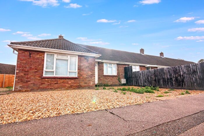 2 Bedroom Bungalow For Sale In Queensway, Chatteris, PE16