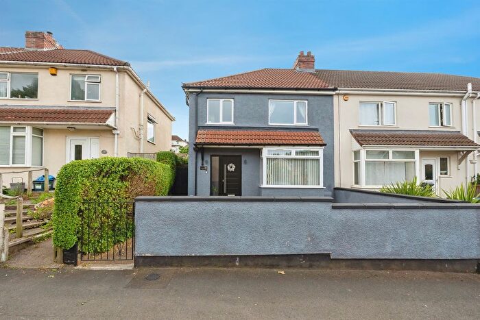 3 Bedroom End Of Terrace House For Sale In Wootton Road, Bristol, BS4