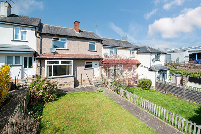 3 Bedroom Terraced House For Sale In Healey Avenue, Bingley, West Yorkshire, BD16