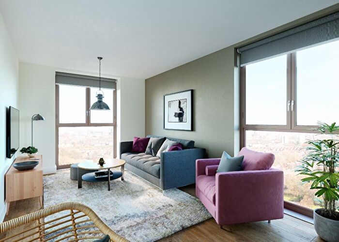 3 Bedroom Apartment For Sale In Talbot Road, Manchester, Greater Manchester, M16