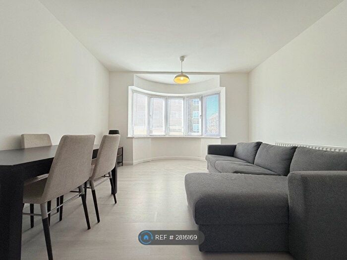 1 Bedroom Flat To Rent In Suffolk House, London, NW8