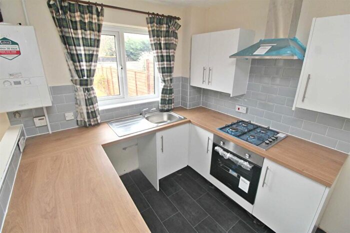 2 Bedroom House To Rent In Whitsun Pasture, Willen Park, Milton Keynes, MK15