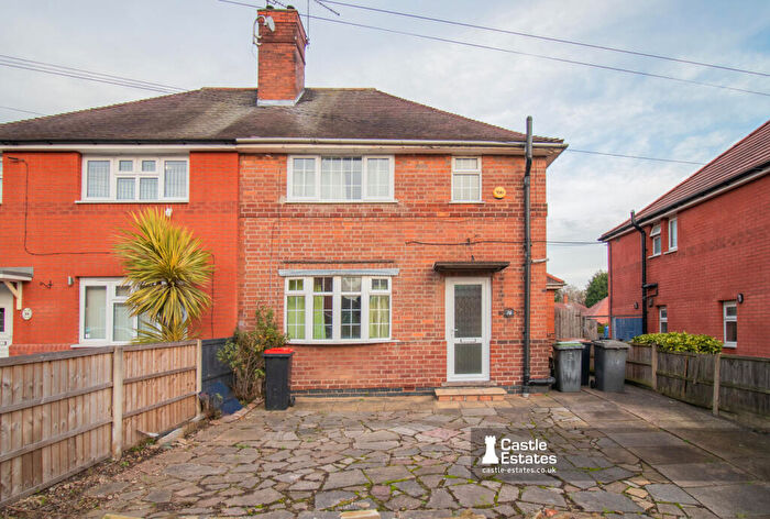 4 Bedroom Semi Detached House For Sale In Boundary Crescent, Beeston, NG9