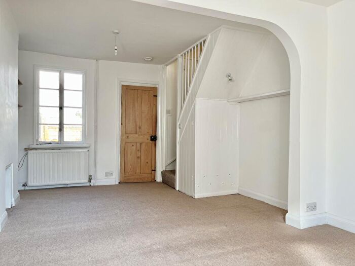 2 Bedroom House To Rent In Catherine Street, Oxford, OX4