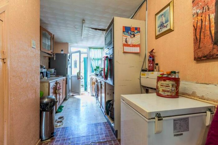 3 Bedroom Terraced House For Sale In Monnow Way, Bettws, Newport, NP20