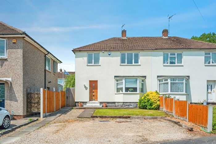 3 Bedroom Semi Detached House For Sale In Dulwich Road, Derby, DE22