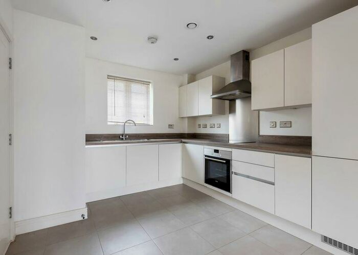 3 Bedroom Terraced House To Rent In Charlotte Avenue, Bicester, OX27