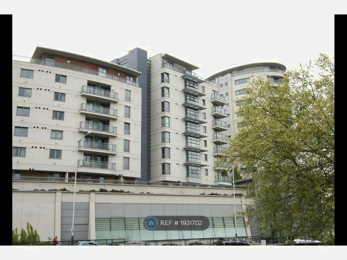 1 Bedroom Flat To Rent In Mercury Gardens, Romford, RM1