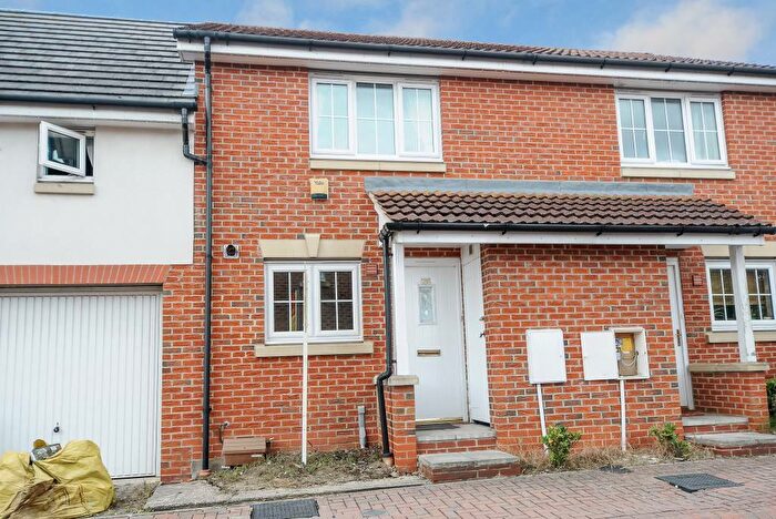 2 Bedroom Terraced House To Rent In Sherwood Place, Headington, OX3