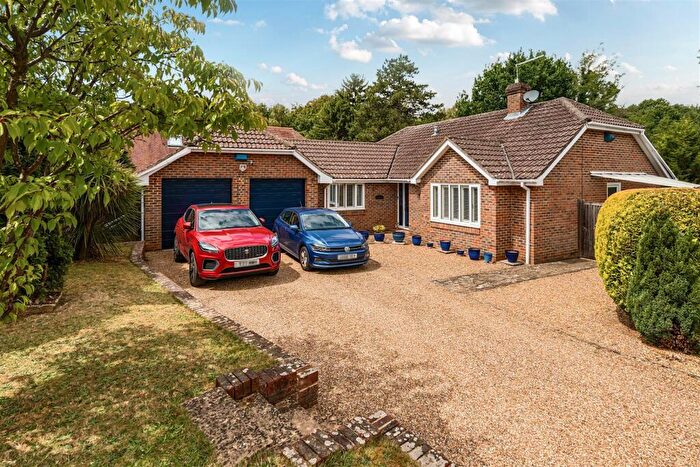 3 Bedroom Detached Bungalow For Sale In Clearway, Addington, West Malling, ME19