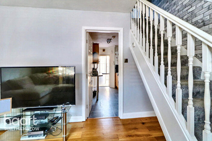 2 Bedroom Terraced House For Sale In Thorpe Road, Walthamstow, E17