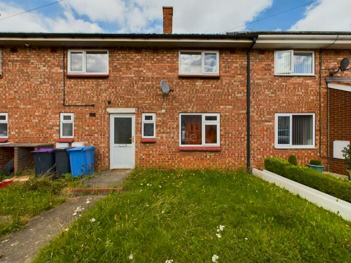 3 Bedroom Terraced House To Rent In Anderson Road, Hemswell Cliff, DN21