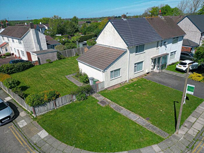 3 Bedroom Semi-Detached House For Sale In Kinloss Road, Wirral, CH49