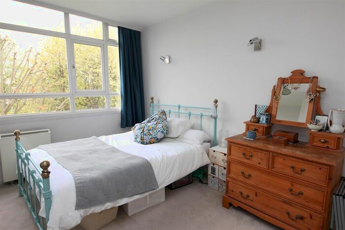 2 Bedroom Flat To Rent In Heath Royal, Kersfield Road, London, SW15