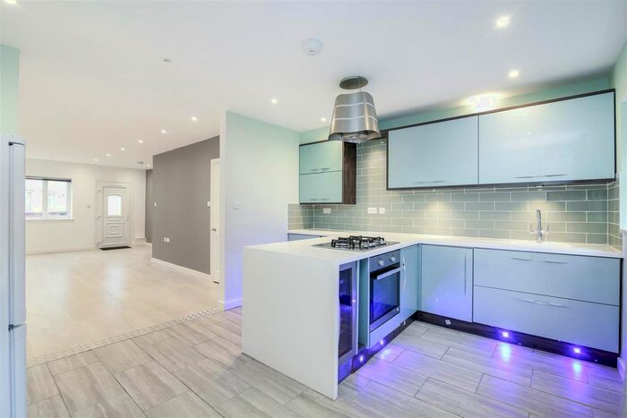 2 Bedroom Terraced House To Rent In New Close, London, SW19