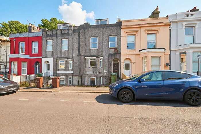 3 Bedroom Flat For Sale In North Road West, Plymouth, PL1