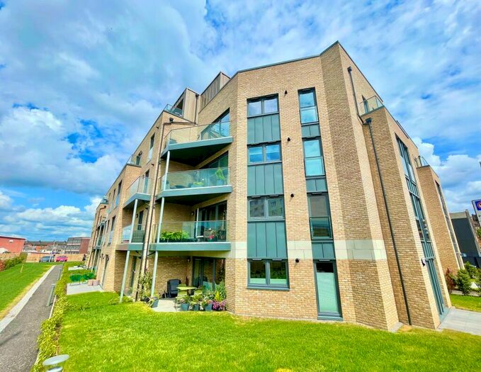 2 Bedroom Flat To Rent In Pollokshaws Road, Glasgow, G41