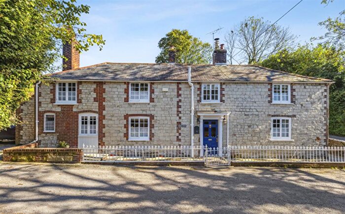 3 Bedroom Detached House For Sale In South Harting, Petersfield, GU31