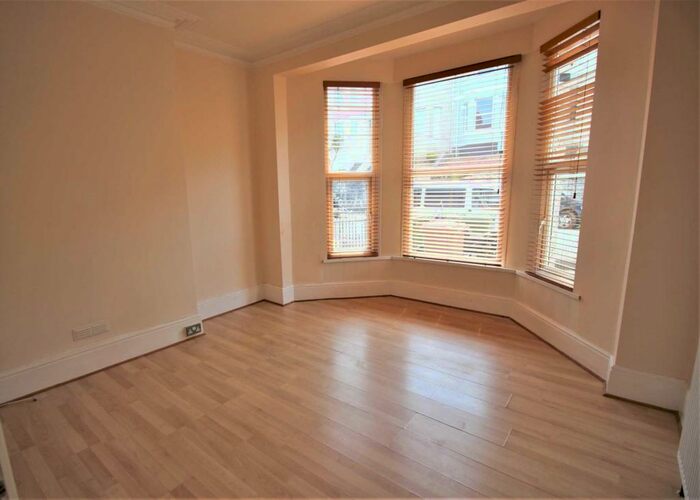 1 Bedroom Flat To Rent In Pasley Street, Stoke, Plymouth, PL2