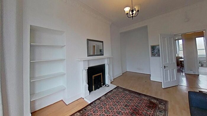 1 Bedroom Flat To Rent In Fergus Drive, Glasgow, G20