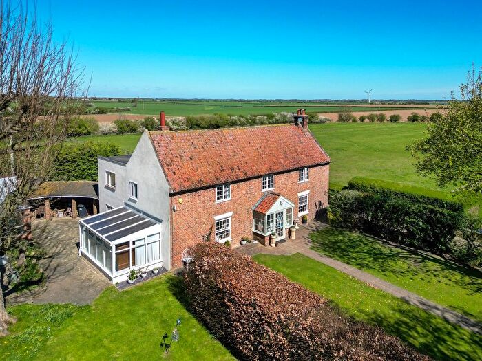 5 Bedroom Farmhouse For Sale In North End, Alvingham, Louth, LN11