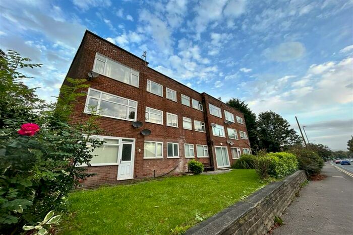 2 Bedroom Apartment To Rent In Lavenham Close, Bury, BL9